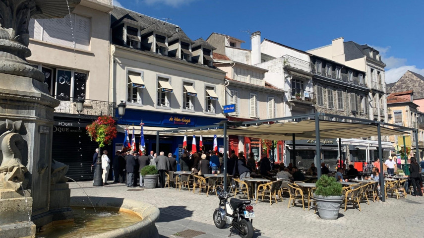 Brasserie pizzeria centre ville de lourdes à reprendre - Arr. Argelès-Gazost (65)